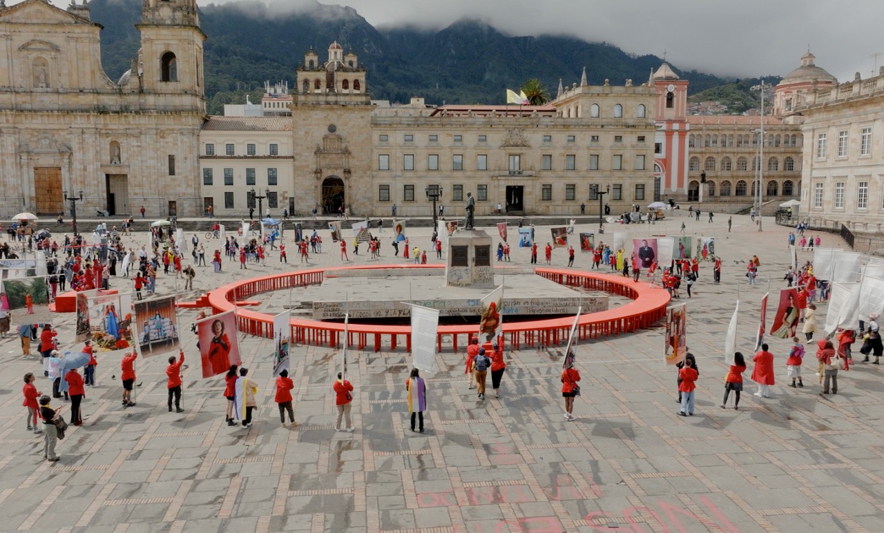 The momentous occasion gave rise to a day of celebration in downtown Bogotá. Photographs by Camila Falquez/Atmos.earth